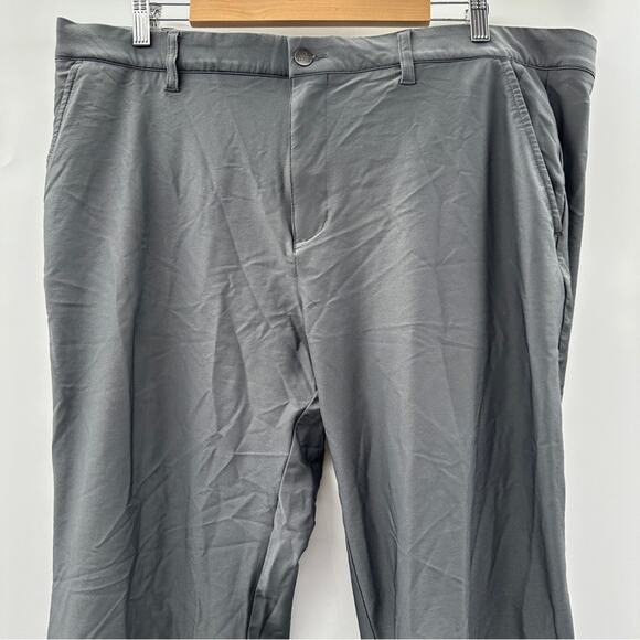 Adidas Gray Straight Leg Golf Pants Size 40 x 32 - Picture 2 of 7